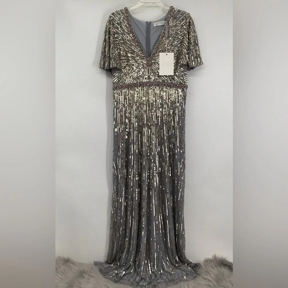 MAC DUGGAL Sequin V-Neck Flutter Sleeve Platinum Column Gown Formal NWT Size 10 - Picture 3 of 15